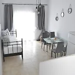 Varonos Summer Residences *