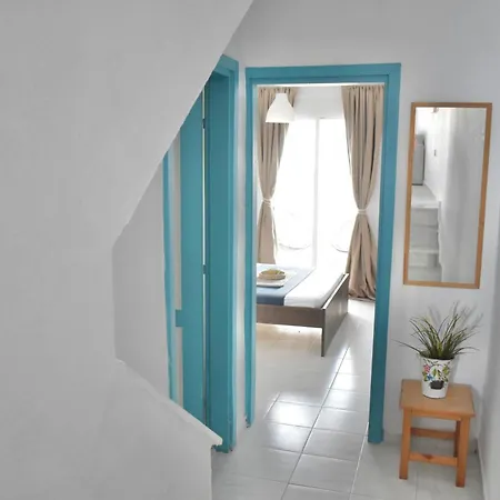 Varonos Summer Residences *